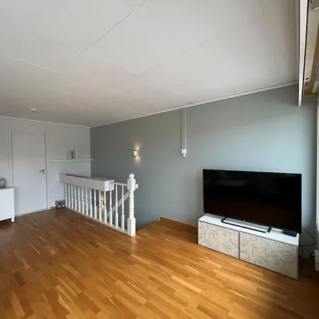 アパート Til Leie I Sommer, Naerhet Til Og Sentrum *