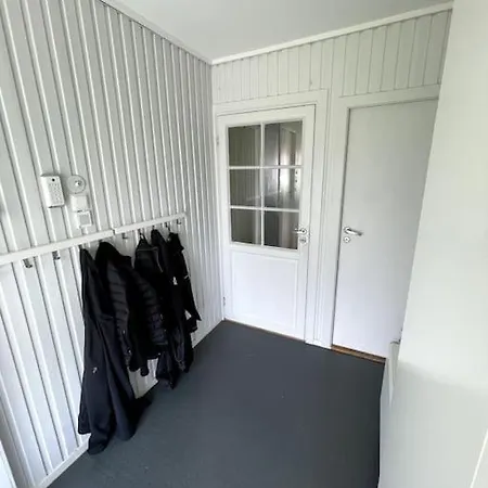 Apartment Til Leie I Sommer, Naerhet Til Og Sentrum