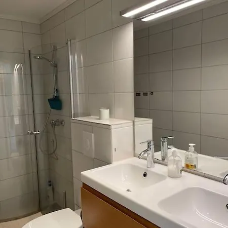 Apartment Til Leie I Sommer, Naerhet Til Og Sentrum *